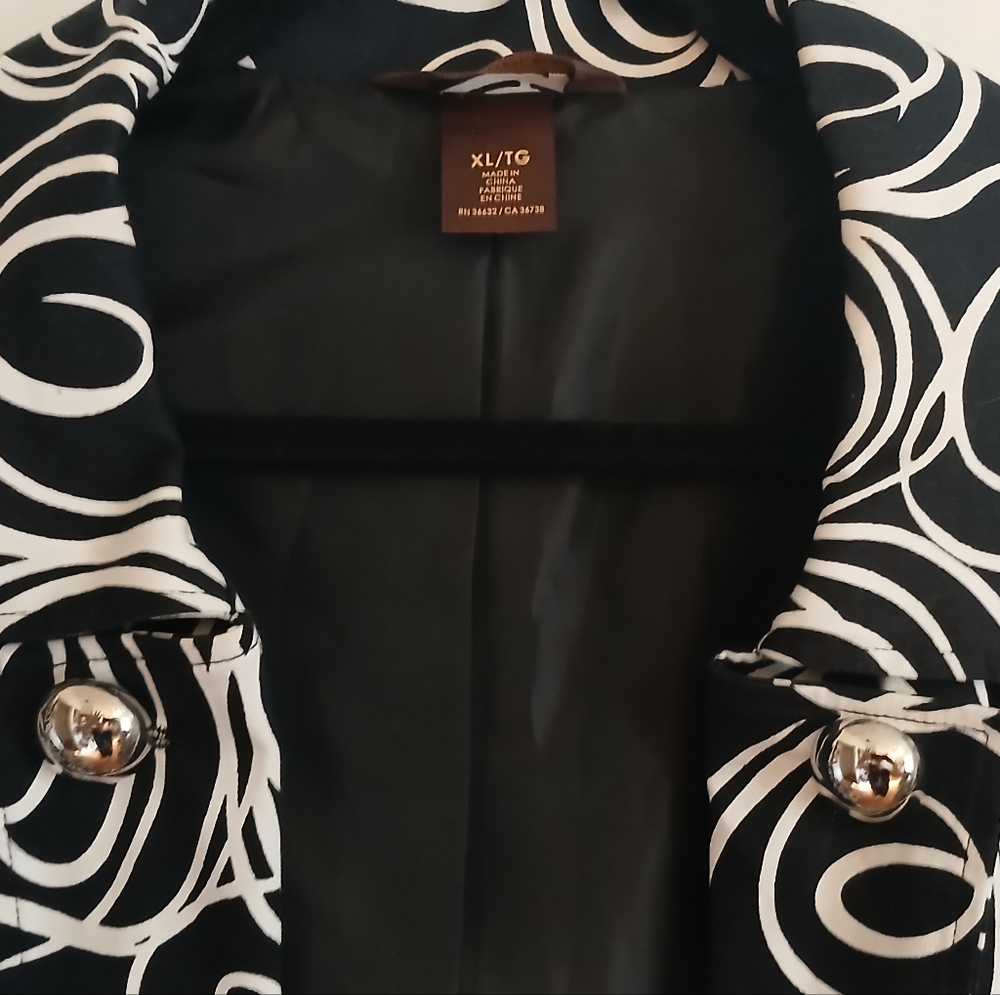 Multiples Geometric Black and White Swirl Blazer Extra Large - Picture 4 of 13